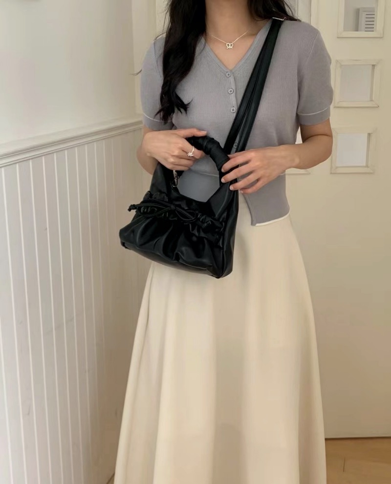 Korean Niche Design Ruched Cloud Crossbody Bag for Women Bow Sweet Cute Soft PU Handbag - Image 2