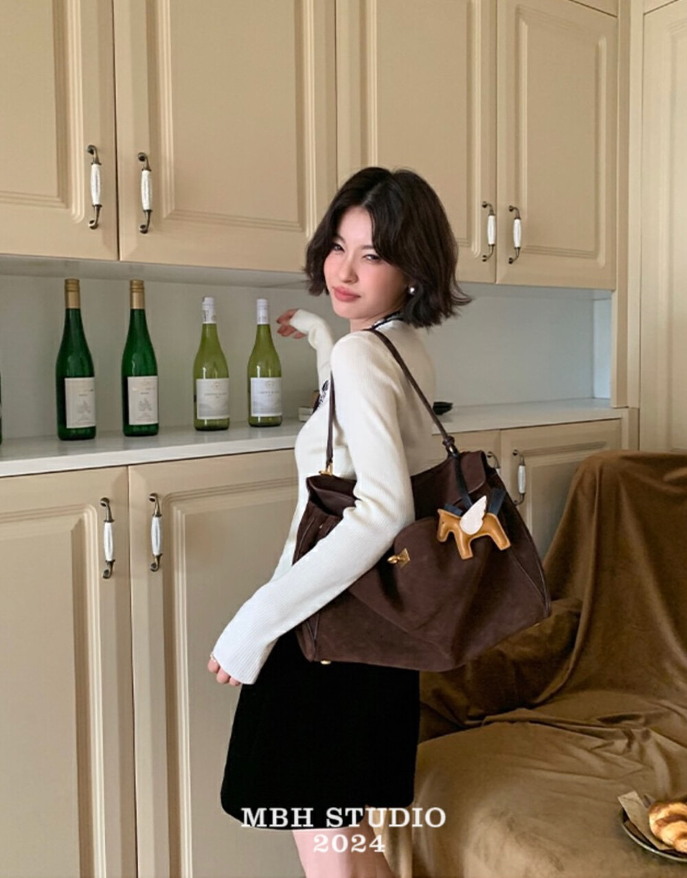 MBH Large Capacity Leather Tote Shoulder Bag with Strap for Fall Winter Commute