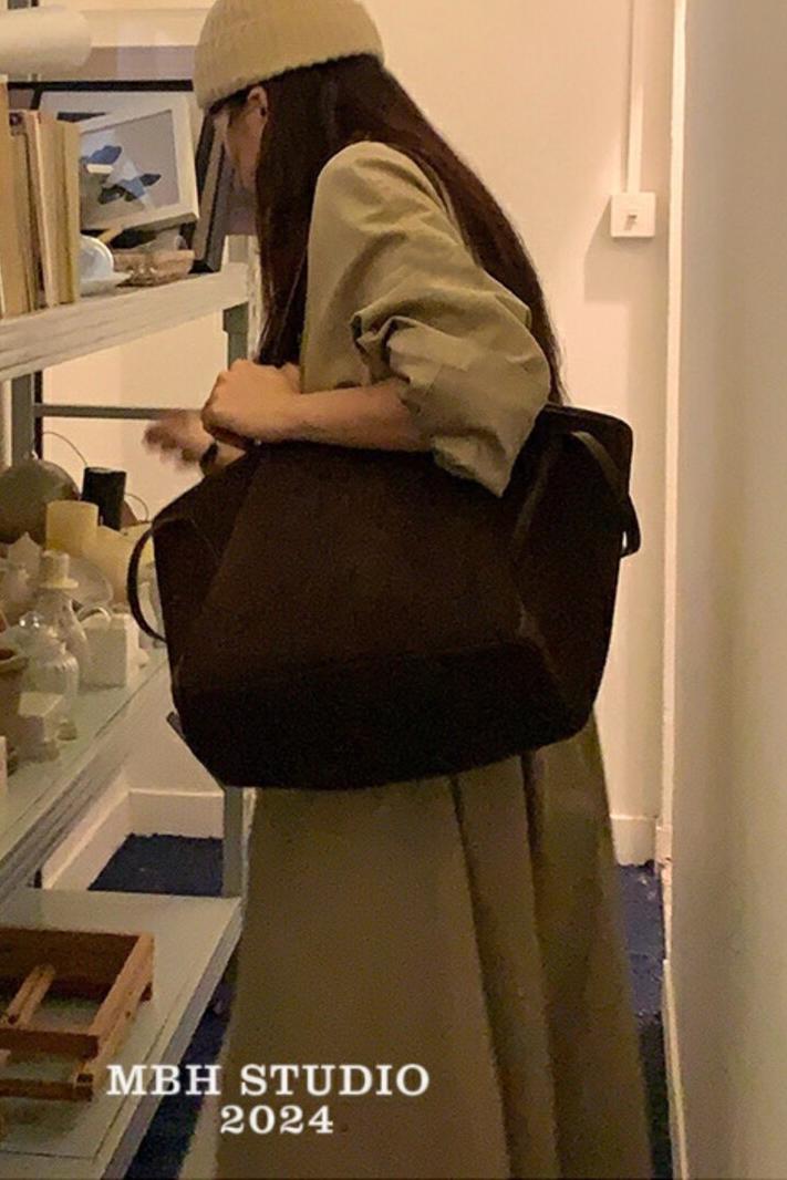 MBH Korean Style Autumn Winter Matte Leather Slouchy Casual Large Capacity Tote Shoulder Bag with Storage Pouch - Image 5
