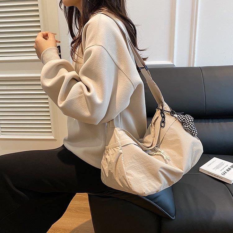 New Fashion Casual Large Capacity Travel Bag Simple Versatile Korean Style Crossbody Sports Yoga Fitness Tote Bag - Image 3