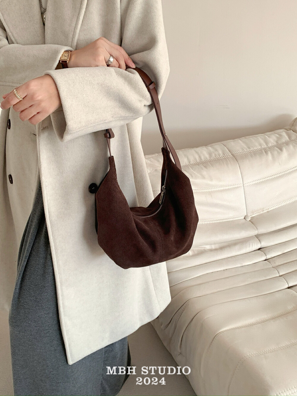 MBH Matte Top Layer Cowhide Leather Ruched Horn Bag Casual Niche Design Shoulder Crossbody Bag