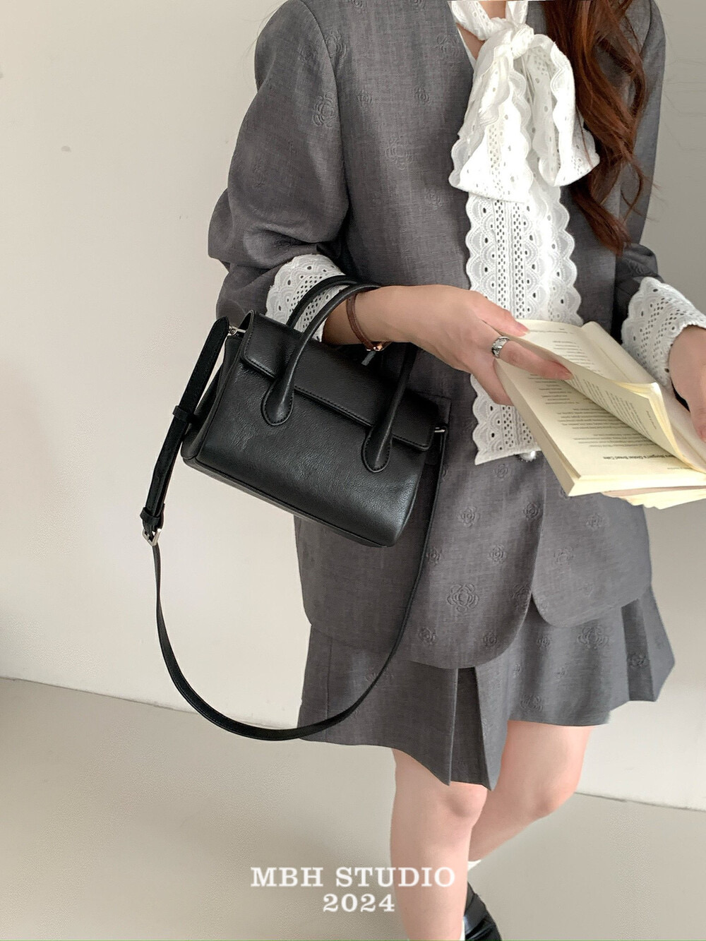 MBH Vegetable Tanned Top Layer Cowhide Minimalist Square Crossbody Handbag with Strap - Image 3