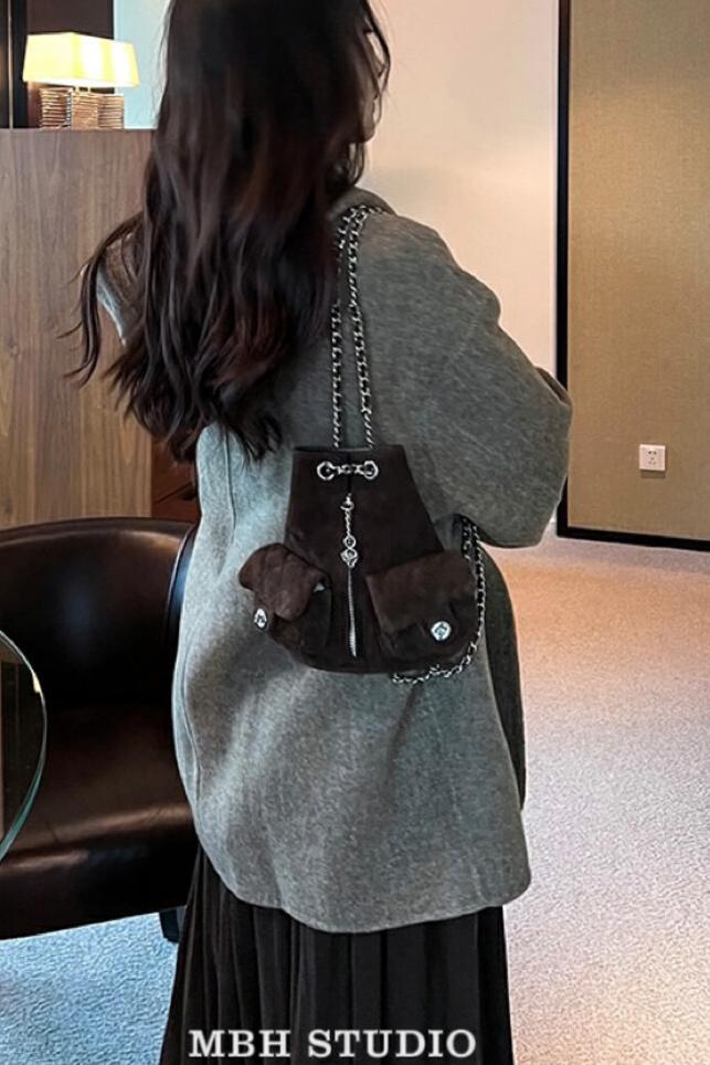 MBH Korean Niche Design Suede Mini Frog Bag Quilted Chain Backpack - Image 5