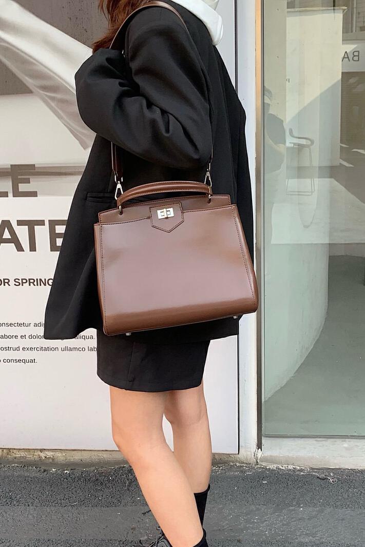 MBH Smooth Cowhide Vintage Large Capacity Birkin Style Commuter Handbag Shoulder Bag with Wide Strap and Thin Strap - Image 5
